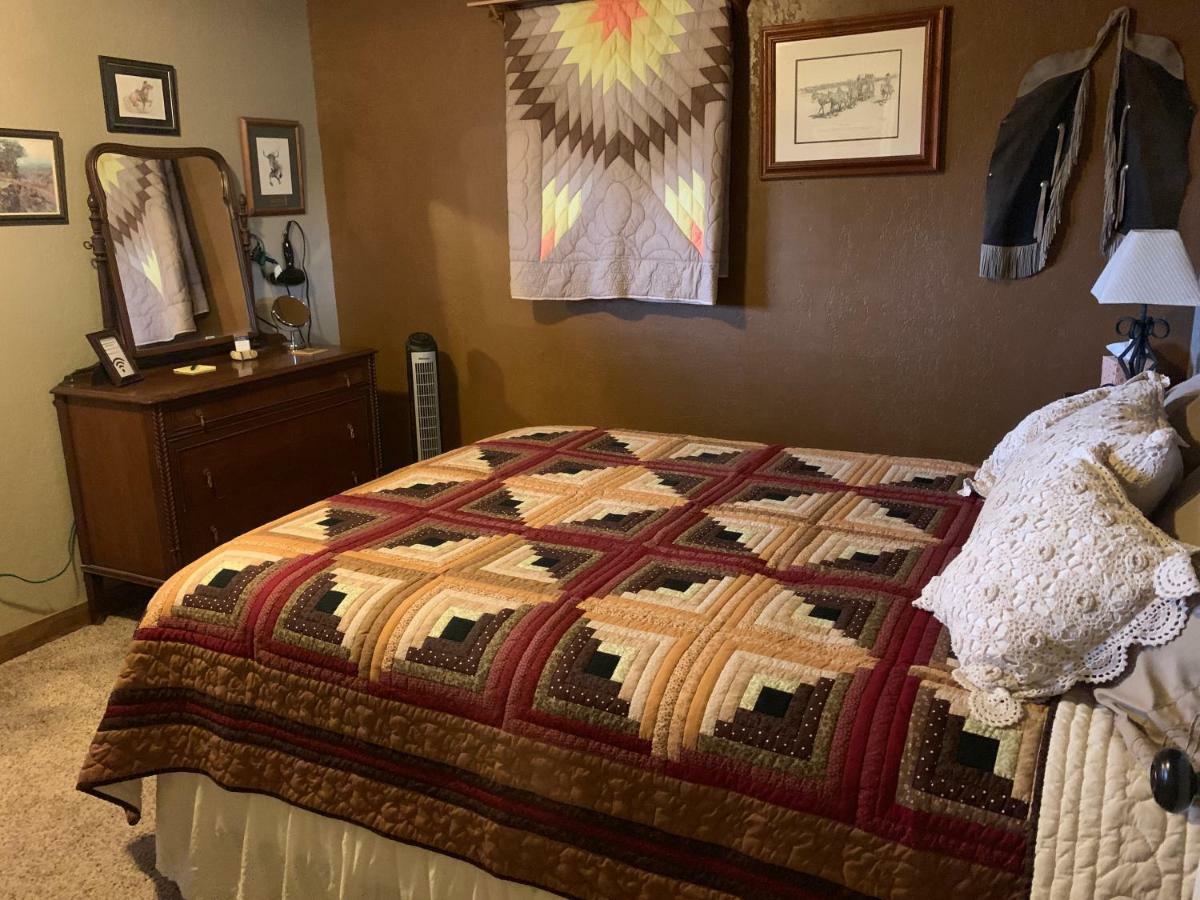 Zion'S Backyard Bed And Breakfast Colorado City Exterior foto